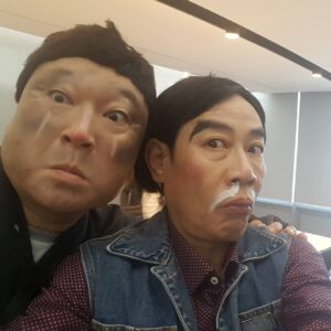 Lee Kyung-kyu Instagram - 한끼줍쇼 행님아 ~~별들에게물어봐^^