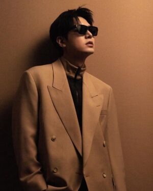 Lee Min-ho Instagram - @boss #BeYourOwnBOSS #ad
