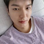 Lee Min-ho Instagram - 새해에도 다들 행복하자요