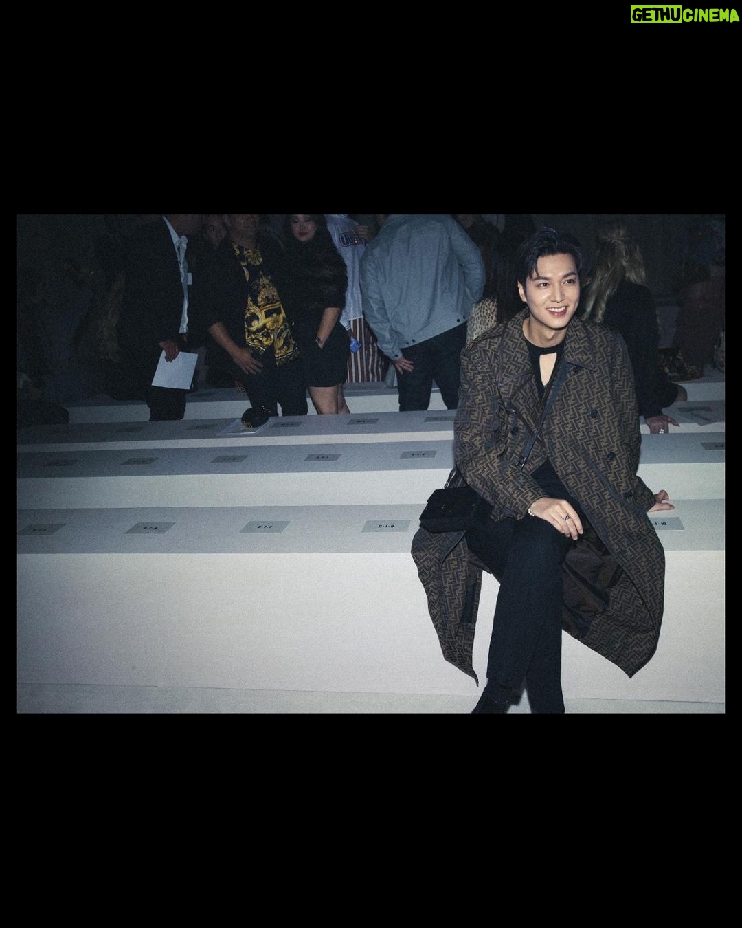 Lee Min-ho Instagram - thanks for @fendi NY bye😘