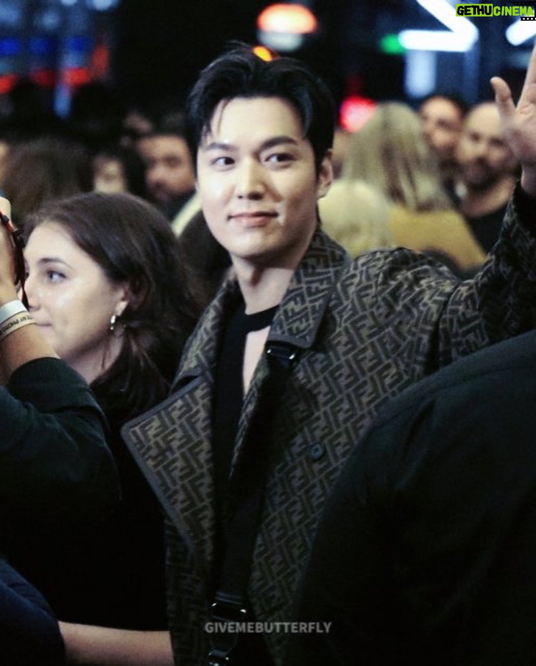 Lee Min-ho Instagram - thanks for @fendi NY bye😘