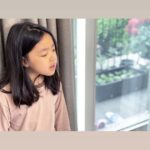 Lee Yoon-ji Instagram – 일요일 아침 네가 부르는 사건의지평선
울대가 울대거린다.