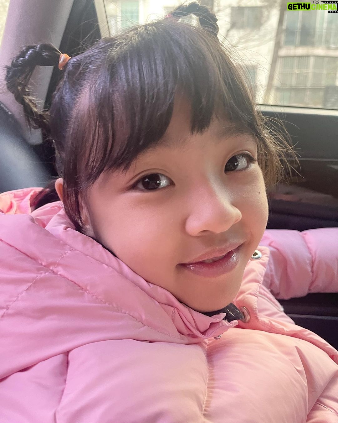 Lee Yoon-ji Instagram - 올해도 잘 부탁해 라쏘!#라니지요#귀엽소울#2024