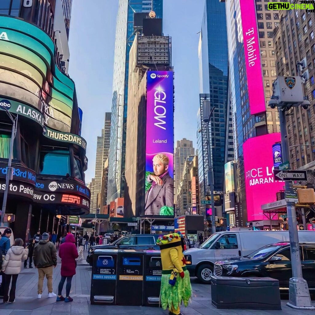 Leland Instagram - TIMES SQUARE!! thank you @spotify for including me in the launch of GLOW, a year round, global initiative to promote and celebrate LGBTQIA+ artists. It’s taken me longer than I planned to find the fearlessness in myself that I’ve seen in so many queer artists I’ve had the pleasure of working with. But I have arrived and I’m not going anywhere! Stream “Bad At Letting Go” and all the incredible artists on the GLOW platform! (Also not this minion coming for my outfit!) 💚 Times Square New York