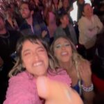 Lele Pons Instagram - CRYING… SCREAMING!!😭😭😭 I have the best husband! Not only did he get me Taylor swift concert tickets as a gift but also my friends tickets! For many its not a big deal but its the thought that counts and how grateful i am to have @guaynaa Literal tengo el mejor esposo del mundo…No solo me regalo tickets para ir al concierto de Taylor Swift como regalo, pero también tickets para mis amigas! Para muchos no significa nada pero es el detalle que cuenta y lo mucho que me siento afortunada de tener a alguin como @guaynaa 🥹🥹🥹🥹🥹🥹