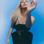 Lele Pons Instagram - Muchas gracias @harpersbazaares 🇪🇸❤️ fotógrafo: @alvarogracia Styling: @natyabascal Maquillaje y Peinado: @rrnegro