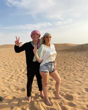 Lele Pons Instagram - Honeymoon / Luna de Miel🧡 (DUBAI)

Thank you @hiltondubaipalm @hiltonhotels for having us ! #hiltonpartner 

@visit.dubai - Dubai Tourism

@platinumheritage - Desert safari