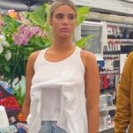 Lele Pons Instagram - When i hear my favorite song in public 🤣 #part2 @elalfaeljefe