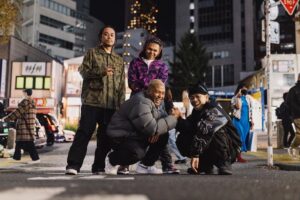 Leon Fanourakis Instagram - IKKIの撮影楽しかった🦁MVも気に入ってる💪みんな見て☺️リンクはハイライトから！

Behind the scenes of “IKKI” music video shooting🎥

📸 @_24young_