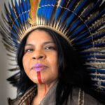 Leonardo DiCaprio Instagram - “Earth is asking for help and it is the world’s Indigenous peoples who must be recognized as leaders in healing our planet,” says Brazil’s first-ever Minister for Indigenous Peoples, Sônia Guajajara. Sônia has dedicated her life both to Indigenous rights and to the Amazon Rainforest, which are inherently connected. During the previous administration in Brazil, Sônia fought against anti-Indigenous legislation, the destruction of Indigenous lands by extractive industry, and the rapid deforestation of the rainforest. She brought together and inspired Indigenous ethnic groups across the country to do the same. In 2018, she became the first Indigenous woman to appear on a presidential ticket in Brazil and in 2022, she was named one of Time Magazine’s (@time) 100 most influential people of 2022. Last month I was proud to present the Healer Award to Sônia at the Green Carpet Fashion Awards. Let’s join Sônia this #EarthDay2023 and every day in calling for the reforestation of minds and the preservation of the link between the right to life and the protection and restoration of nature.   Video provided by @marcosamend @leo.otero