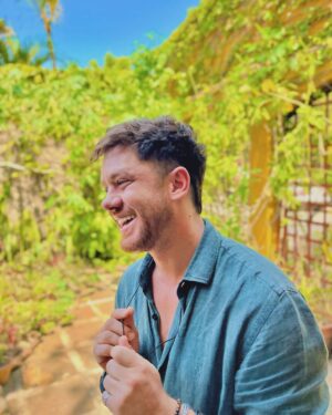 Leonardo Miggiorin Instagram - Um dia depois do outro.
Amanhã, melhor ainda!

🙏💚✨