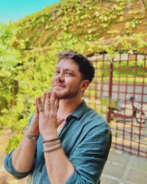 Leonardo Miggiorin Instagram - Um dia depois do outro.
Amanhã, melhor ainda!

🙏💚✨
