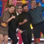 Leonardo Miggiorin Instagram - Que programaa! ✨ Muito obrigado ao @caldeiraocommion pelo convite, amei fazer parte dessa edição com meus colegas de elenco, que saudade imensa e que prazer rever vocês! E aí pessoal, me contem aqui nos comentários, o que vocês acharam do programa? 👇😍 Estúdios Globo