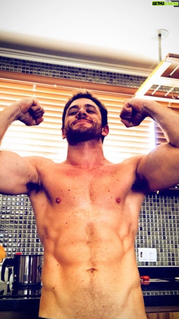 Leonardo Miggiorin - 14.5K Likes - ✨🔋 saúde que fala né?