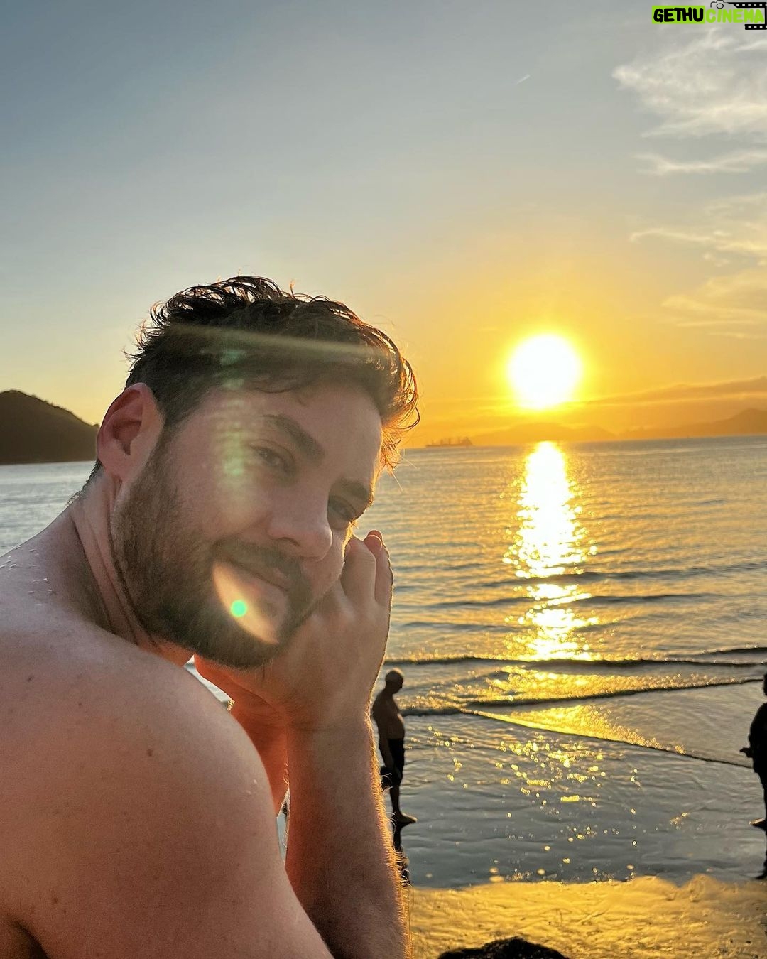 Leonardo Miggiorin - 2.4K Likes - Mais um dia pra agradecer! ✨🙏