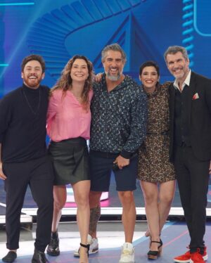 Leonardo Miggiorin Instagram - Que delícia foi esse reencontro gente, e hoje vocês vão poder conferir tudo no @caldeiraocommion! 💜

Meus queridíssimos de Mulheres Apaixonadas reunidos novamente, quanta nostalgia e fofoca boa que rolou.

Quero todos vocês ligados hoje hein, às 15h50 na Globo!