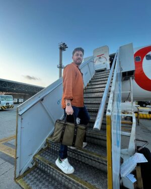 Leonardo Miggiorin Instagram - Eita que tô muito produtor!
Partiu Uberlandia! #turnê @oquefaremoscomwalter