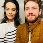 Leonardo Miggiorin Instagram - Feliz aniversário, Gabi!! 💙🌷🎂 Ela é linda ou não é? #É! Mas, além disso, é de uma generosidade, de um coração gigante, a Gabriela, amiga presente em tantos momentos, pra todas as horas!! Que sorte ter você como amiga, Gabi! Parabéns pelo seu dia e pela sua vida!! Vamos celebrar!! Saúde e toda prosperidade na vida!! #friends #aniversario #presente