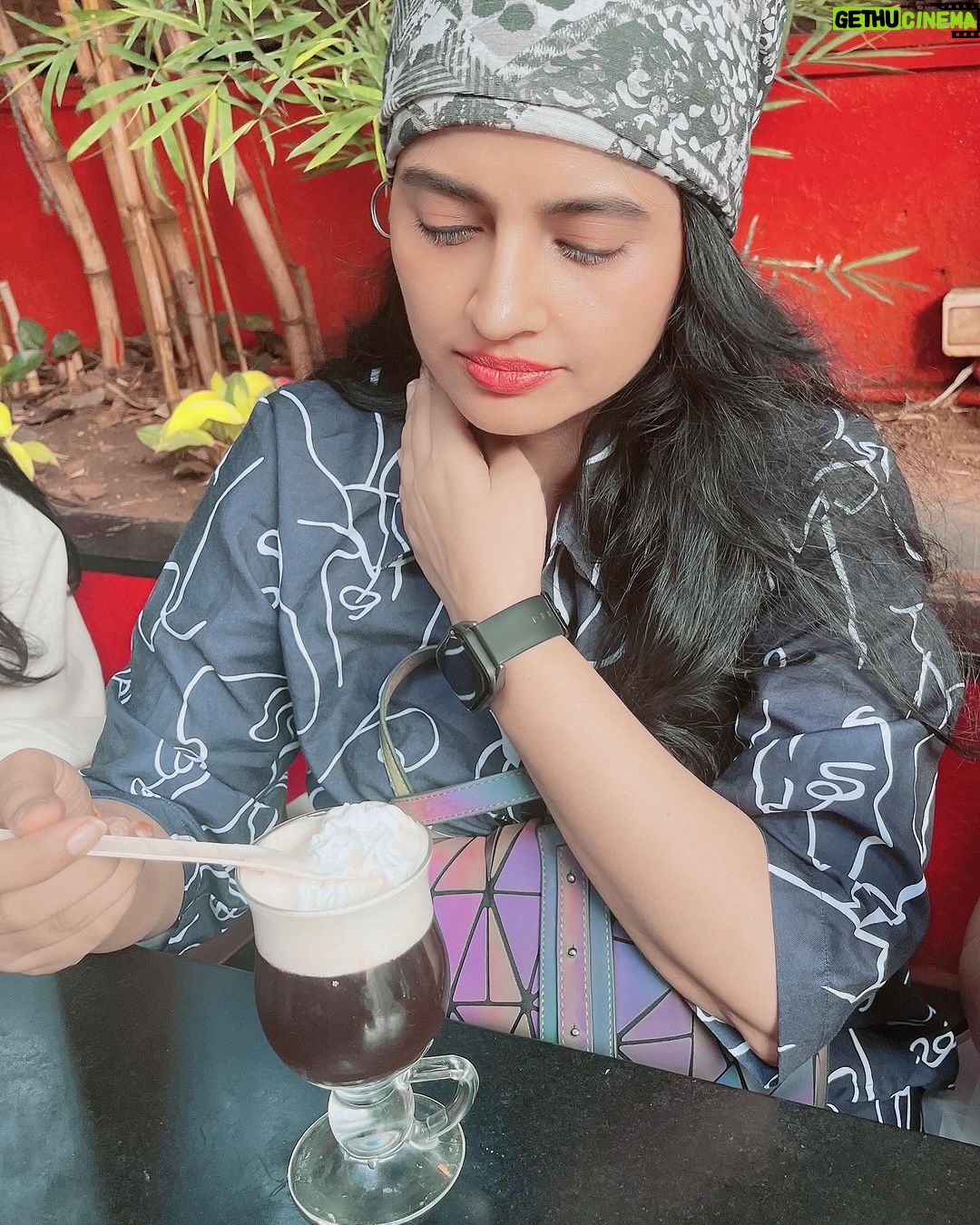 Leslie Tripathy Instagram - 🤩 Mumbai, Maharashtra