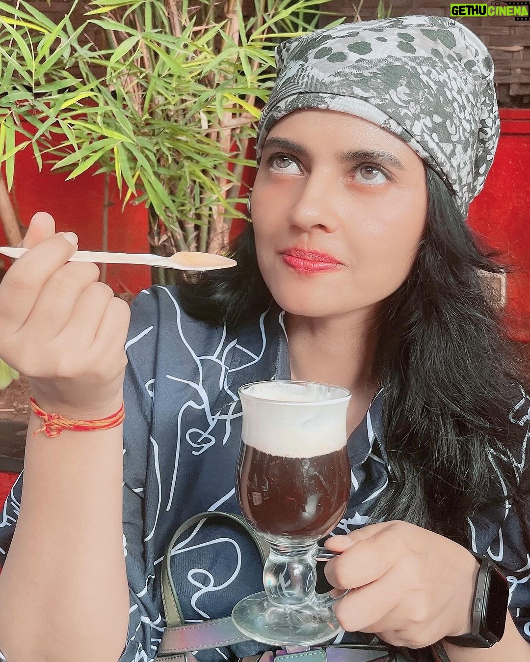 Leslie Tripathy Instagram - 🤩 Mumbai, Maharashtra