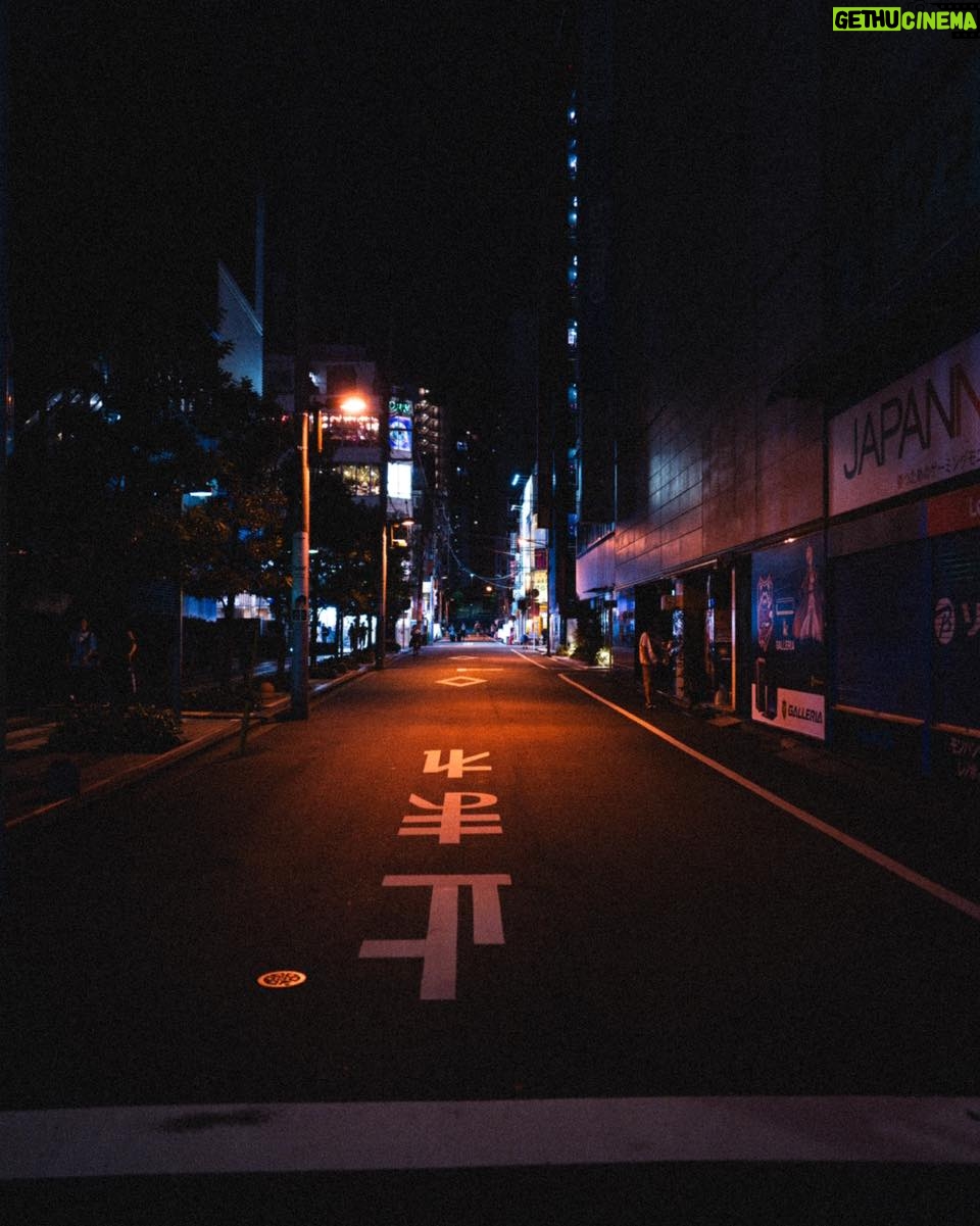 Lewis Hamilton Instagram - Thank you, Japan π―π΅π«ΆπΎ