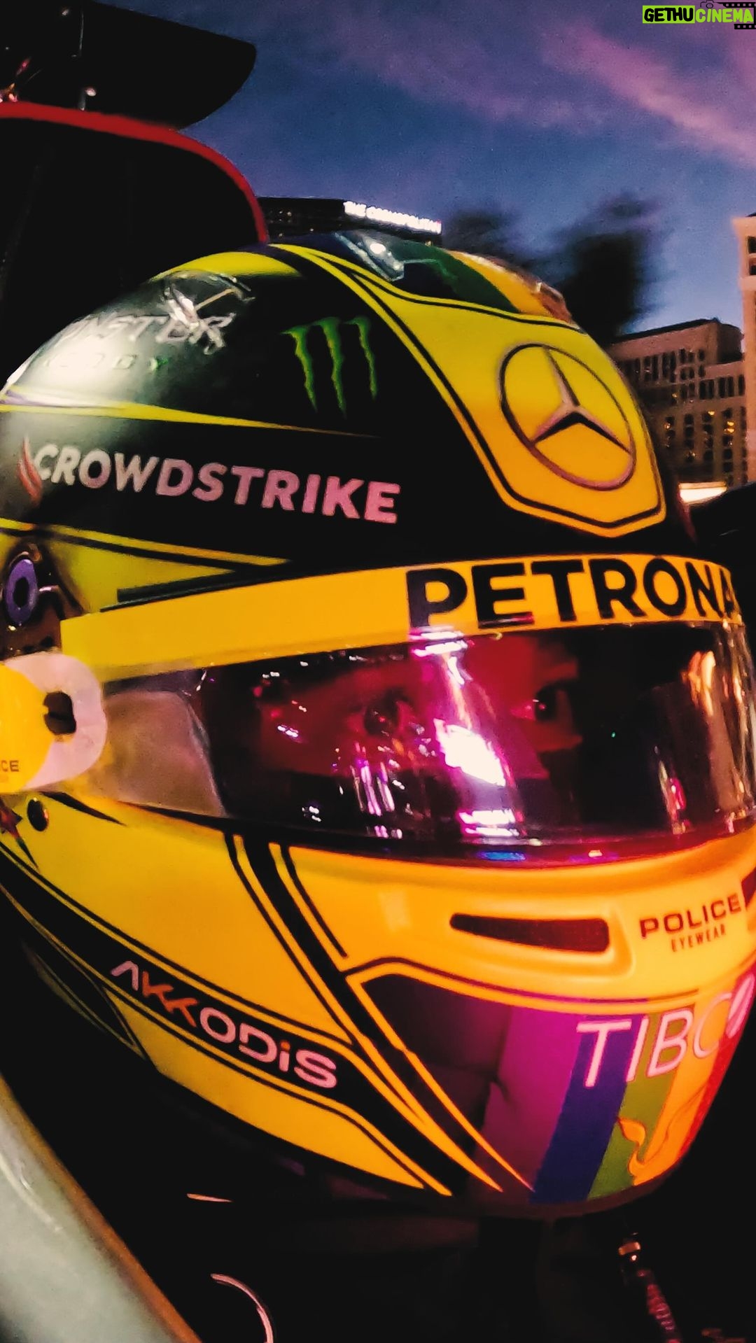 Lewis Hamilton Instagram - SIN CITY SPIN CITY 💨 @13thwitness Las Vagas