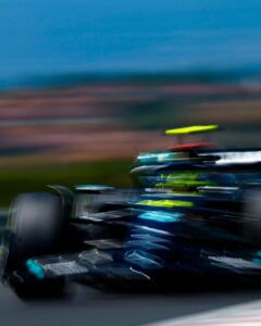 Lewis Hamilton Instagram - POLE 💥