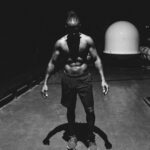 Lewis Hamilton Instagram - In my sport, every kilo matters. Even being a little off impacts lap times and race pace. It’s crucial to eat well, sleep well, and put in work at the gym. If you’re ever having a tough time remember that we’re in this together. It’s never easy, but always worth it 💪🏾🥬