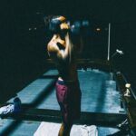 Lewis Hamilton Instagram - In my sport, every kilo matters. Even being a little off impacts lap times and race pace. It’s crucial to eat well, sleep well, and put in work at the gym. If you’re ever having a tough time remember that we’re in this together. It’s never easy, but always worth it 💪🏾🥬