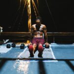 Lewis Hamilton Instagram - In my sport, every kilo matters. Even being a little off impacts lap times and race pace. It’s crucial to eat well, sleep well, and put in work at the gym. If you’re ever having a tough time remember that we’re in this together. It’s never easy, but always worth it 💪🏾🥬