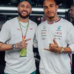 Lewis Hamilton Instagram - quick seat fit 😂