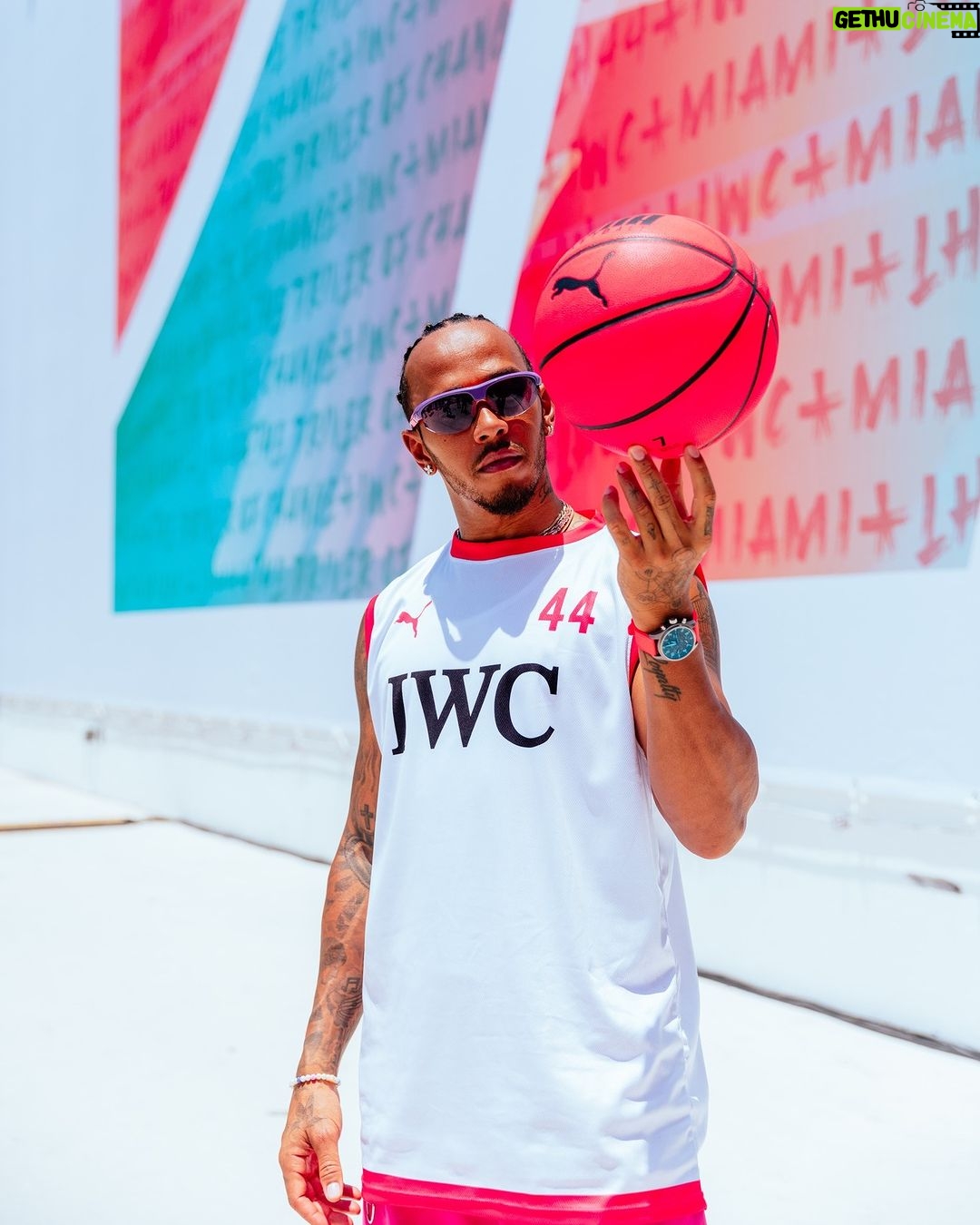 Lewis Hamilton Instagram - Miami heat 🥵 #IWCMiami