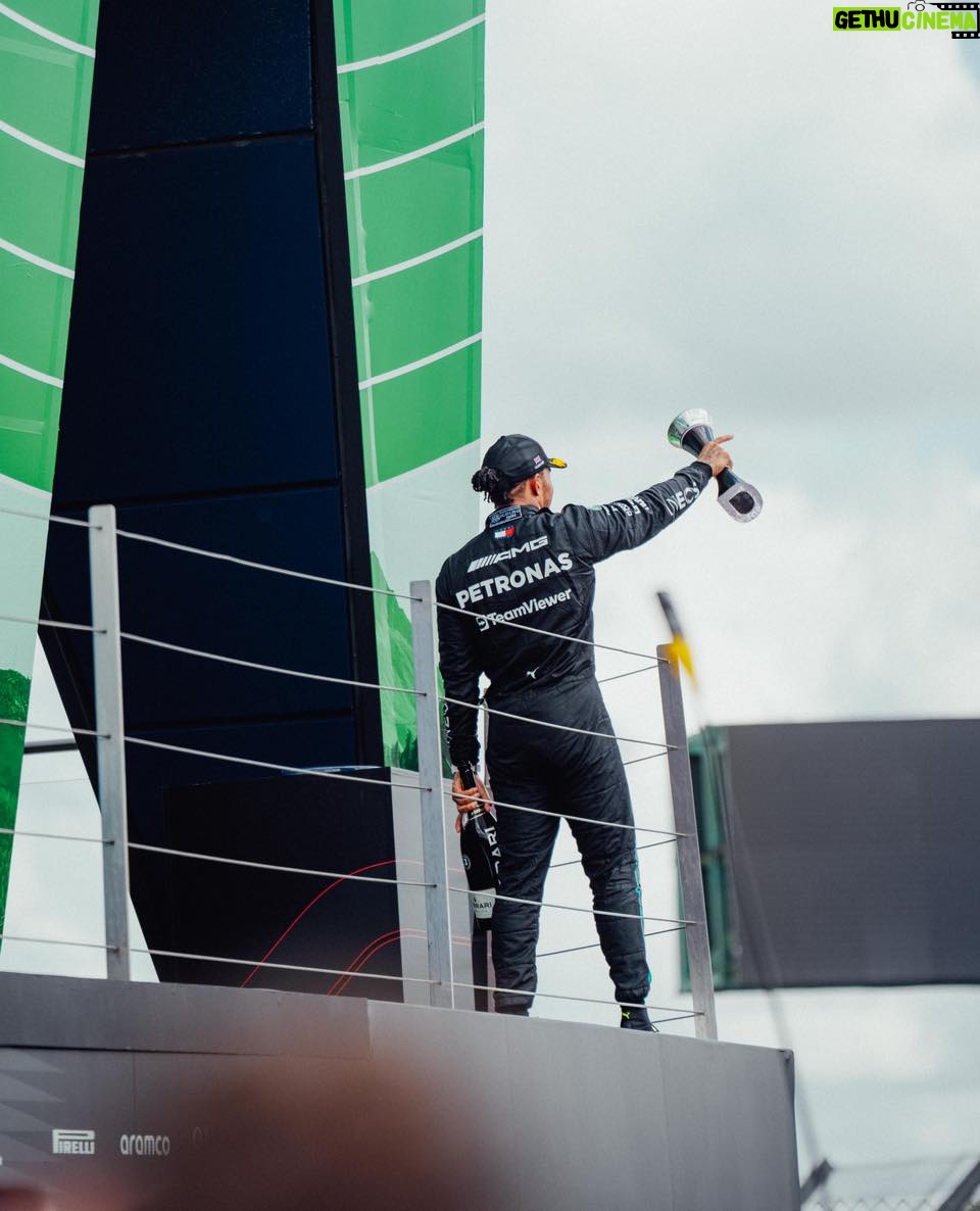 Lewis Hamilton Instagram - There’s no place like home !! Every year I’m blown away by the love and energy here. Without it, the team and I wouldn’t have had the result that we did. Still a ways to go, but Silverstone I love you deep ~