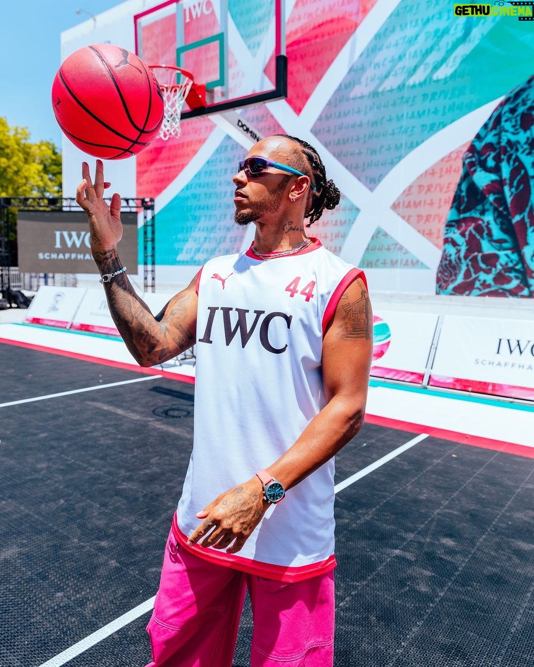 Lewis Hamilton Instagram - Miami heat 🥵 #IWCMiami
