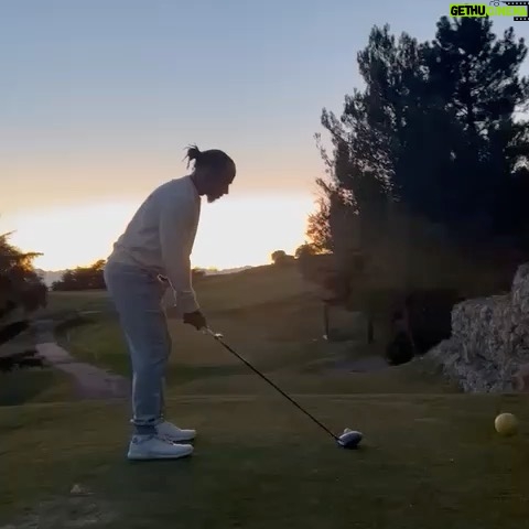 Lewis Hamilton Instagram - Golf 🔗 w Lando and Uncle Terry. Great game, okay photos
