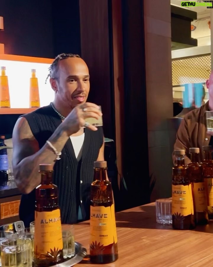 Lewis Hamilton Instagram - Cheers to everyone who stopped by the @almave bar yesterday 🥃✨ Bar’s open all weekend in Vegas, stop by and give it a try