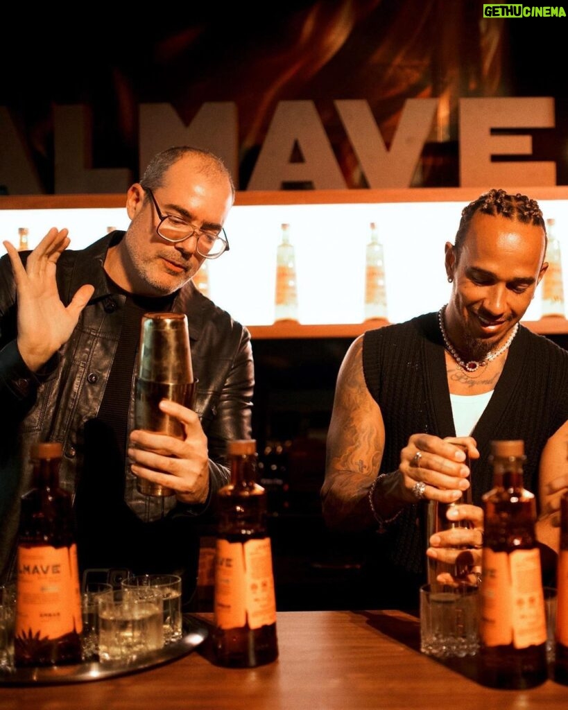 Lewis Hamilton Instagram - Cheers to everyone who stopped by the @almave bar yesterday 🥃✨ Bar’s open all weekend in Vegas, stop by and give it a try