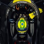 Lewis Hamilton Instagram – Bringing everything I can to the battle today. Brazil, as always, the love here is beautiful. There’s no place like it 🇧🇷
Levando tudo o que posso para a batalha de hoje. Brasil, como sempre, o amor aqui é lindo. Não há lugar como aqui 🇧🇷