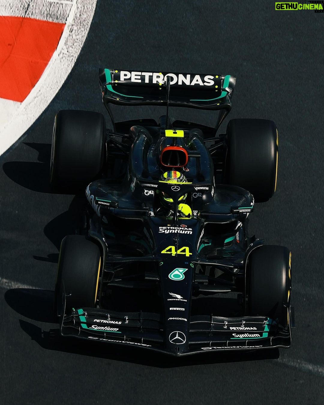 Lewis Hamilton Instagram - Salud βπΎπ²π½