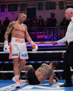 Liam Williams Instagram - Good win Friday!
-
Went in there hoping to get some rounds & shake off some cobwebs after 364 days of inactivity but couldn’t help pulling the trigger nice & early after a minute or so of the first round 🤷🏻‍♂️🤣
-
Now that’s done & dusted we can move on to a big one early in the new year. Let’s go!
-
#machine