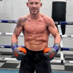 Liam Williams Instagram – READY!
–
6 days to go before I’m back. Feeling ready to do some damage and get myself back on the title chase!
–
Let’s go!!
#machine #teamwilliams