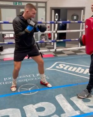 Liam Williams Instagram - Saturday morning graft ✅
-
Great finish to the week drilling things that me & @thelockettman been working on making better!
-
I still have tickets available for those who want to come & show support.
Should be a great night of boxing live on @channel5_tv 
#machine #thereturn 🥊