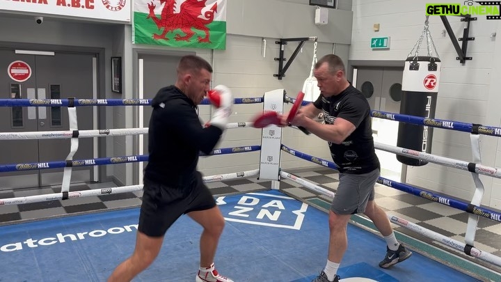 Liam Williams - 1.3K Likes - Nice little Saturday sesh with the big boss @thelockettman ✅