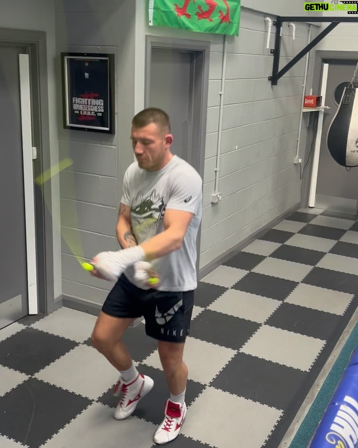 Liam Williams - 13.1K Likes - Couple snips from this mornings session with boss man @thelockettman 👊🏼
#machine