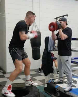 Liam Williams Instagram - Big fuck up Friday session done this morning.. haven’t felt right since but I heard that @pads_with_rel ain’t feeling great after the body shot he took either 🤣
-
Absolutely love my new @mizunouk boots too.. sexiest boot on the market 😍 thanks for looking after me and getting a quick turn around 🤝🏻 the best!
-
#machine #teamwilliams 🥊