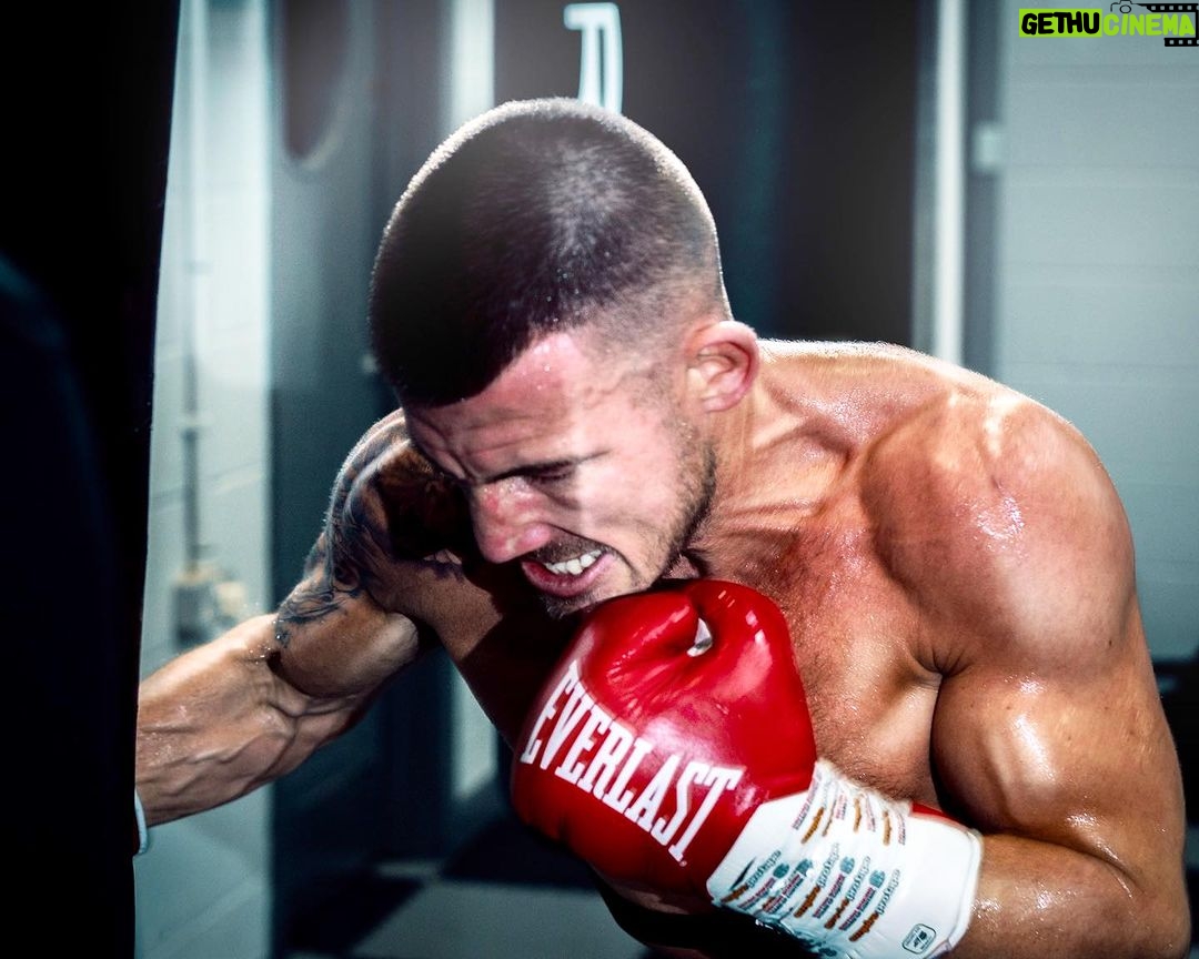 Liam Williams - 1.4K Likes - ANNOUNCEMENT 🚨
-
As my fight on December 2nd fell through I am really happy that I will now fight on 24th of November (13 days time) at York Hall London.
-
Oponent tbc within a day or two.
I’m just so happy that this camp hasn’t gone to waste and I can get back active before rescheduling the @hamzahsheeraz fight for early next year.
-
Massive thank you to @frank_warren_official @bts.bighitofficial & @queensberrypromotions for making it possible.
-
#machine
