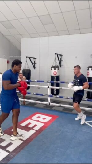 Liam Williams Instagram - Long combinations fry my fucking brain..

But when you nail it, it’s some feeling 😃🤣

#machine