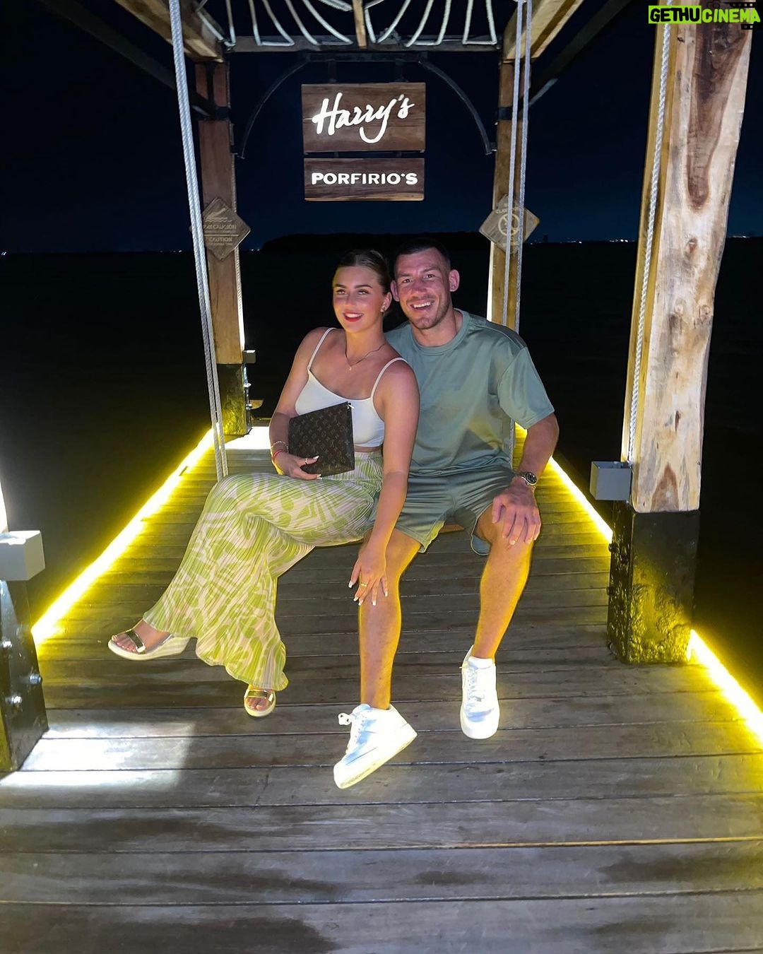 Liam Williams - 1.5K Likes - Had the best week ever so far!
This one really is something special ❤️