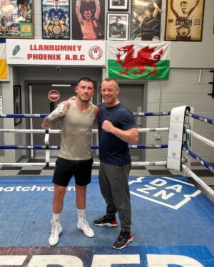 Liam Williams Instagram - First punching session back in a few weeks..

Needed a little break to reset after some shit going off in the background but hopefully we will have some fight news coming soon 💪🏼 

#machine
