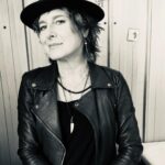 Libby Tanner Instagram - Thanks Joni 🙏 my lil girl reads n records song lines!! 🥰#adlibtheatre🍀